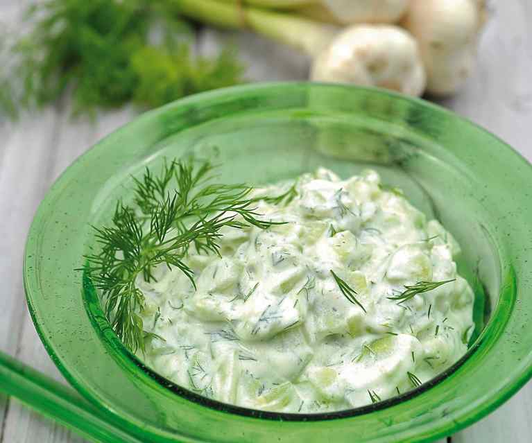 Tzatziki (dip de yogur y pepino)