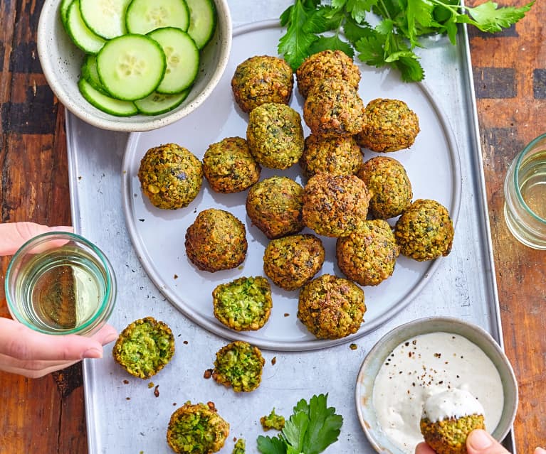 Véritables falafels, sauce au tahini