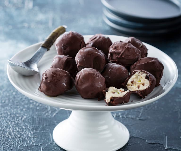 Black & white chocolate tartufo