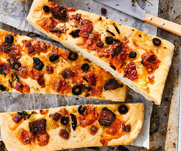 Fougasse au jambon, tomates et mozzarella