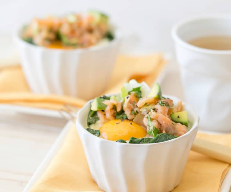 Poached egg pots with smoked salmon and avocado salsa