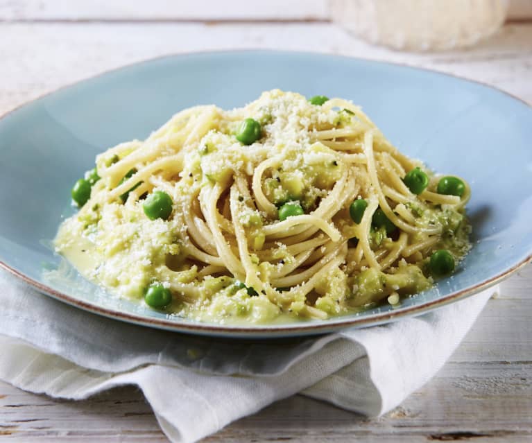 Pasta cremosa con calabacitas