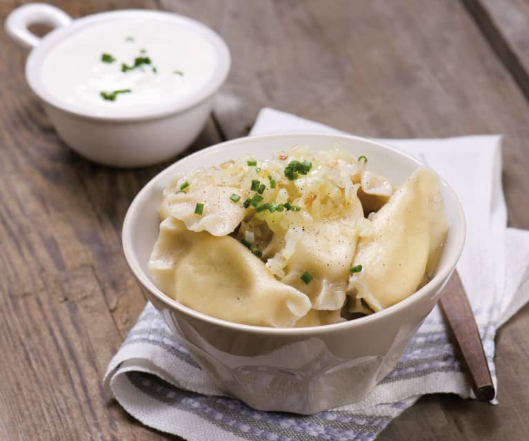 Piroggen mit Kartoffel-Quark-Füllung (Pierogi ruskie)