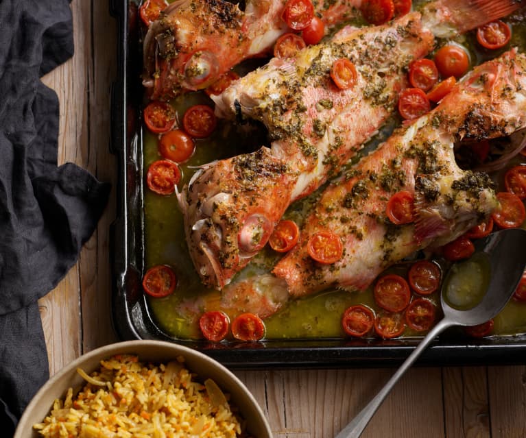 Dorade sébaste à la tomate, riz aux carottes