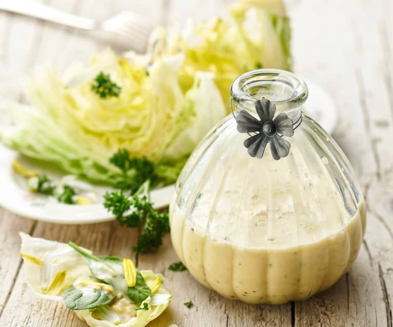 Sauce salade à l huile de thon,persil ciboulette et vinaigre de