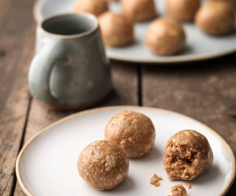 Peanut Butter Natural Energy Balls