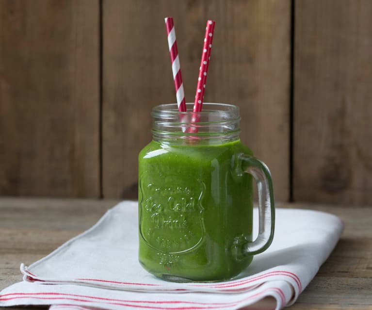 Green Choc Chai Smoothie Recipe with Nourishing Club by Kate