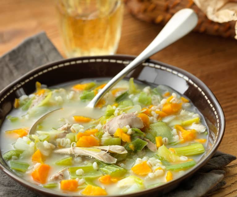 caldo de pollo con verduras