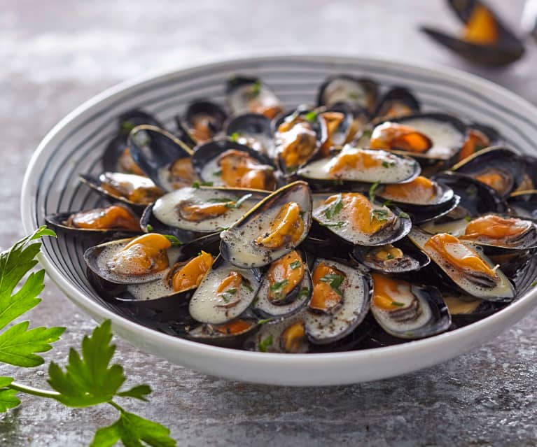 Moules à la crème et au vin blanc - Cookidoo® – la plateforme de recettes  officielle de Thermomix®