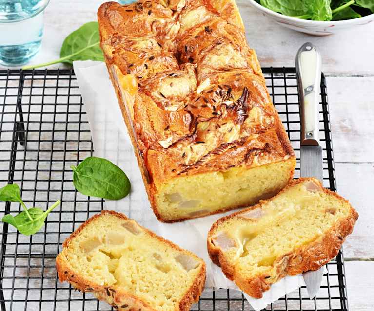 Cake au camembert et à la poire