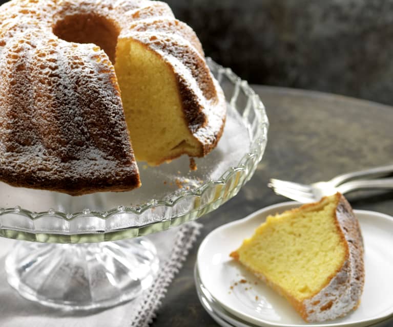 Ciambellone veloce allo yogurt