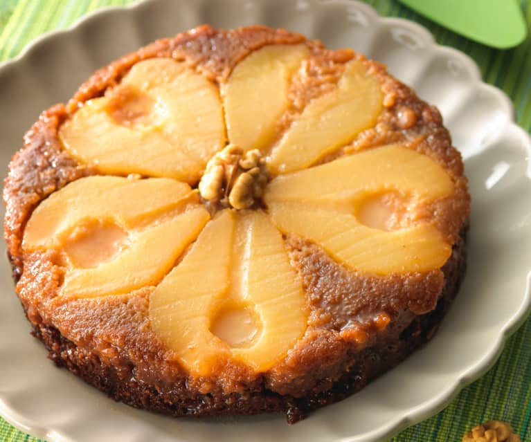 Upside-down Gingerbread with Pears