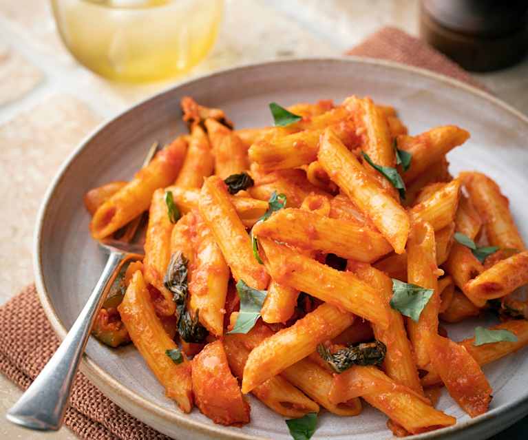 Pasta con ragù di verdure Pasta con ragù di verdure