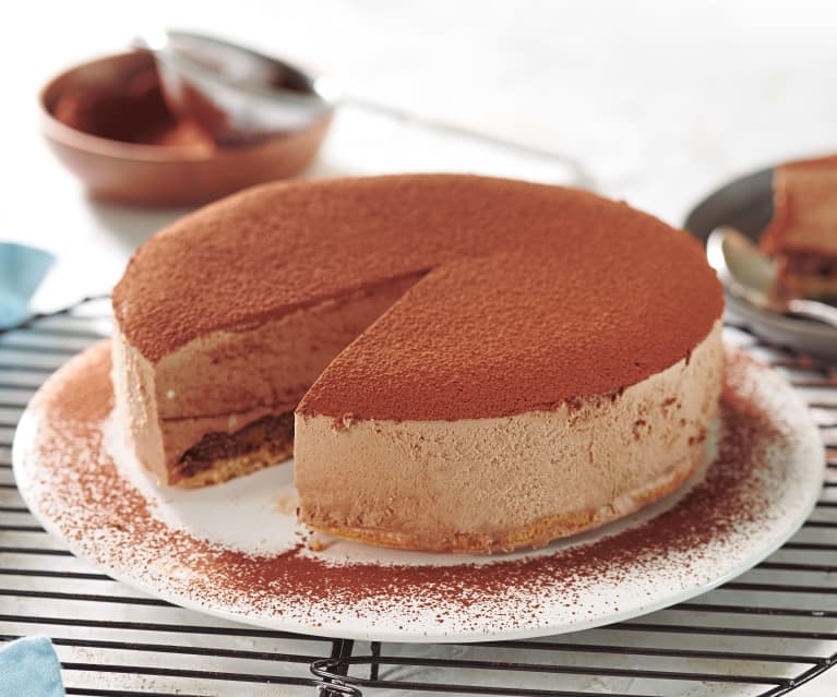 Pastel semifrío de praliné de avellanas Pastel semifrío de praliné de avellanas