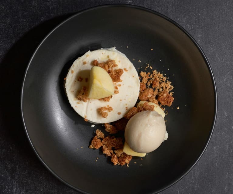 Crumble de mousse de manzana con helado de romero TM6