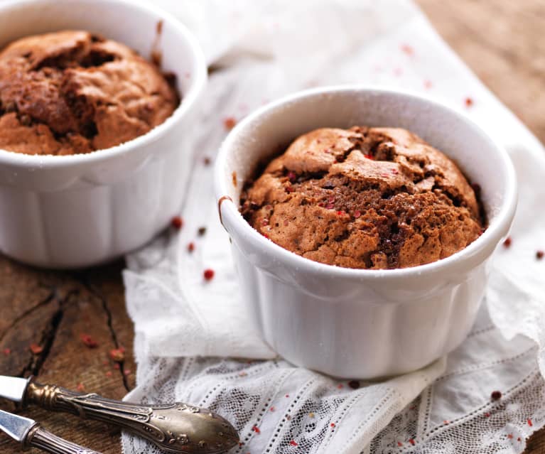 Fondant de chocolate com pimenta rosa