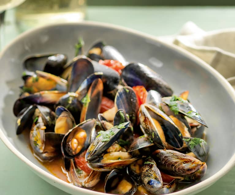 Cozze in salsa di pomodoro piccante