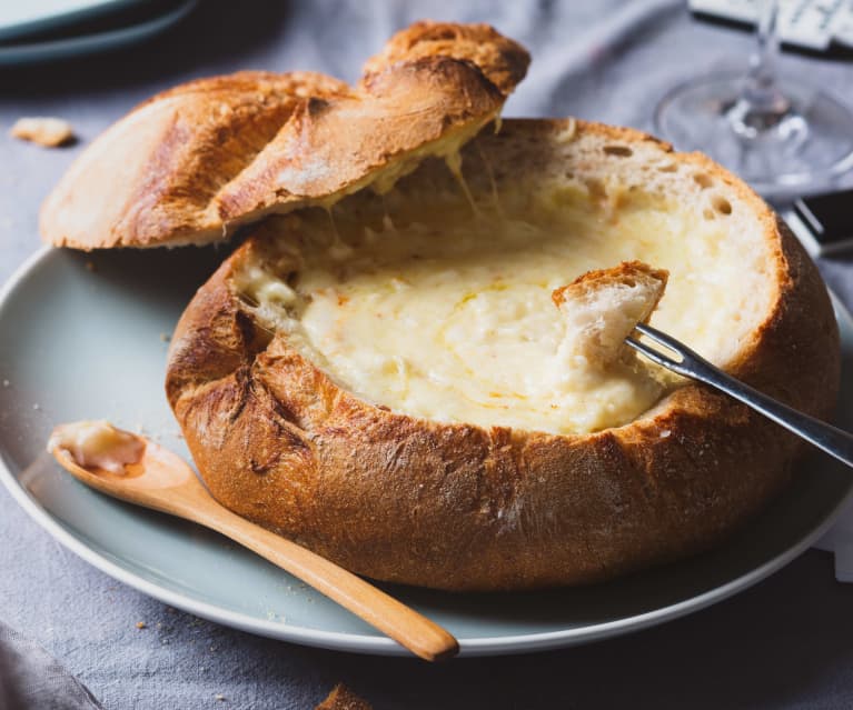 Fondue de queso en pan payés, Receta para slow cooker