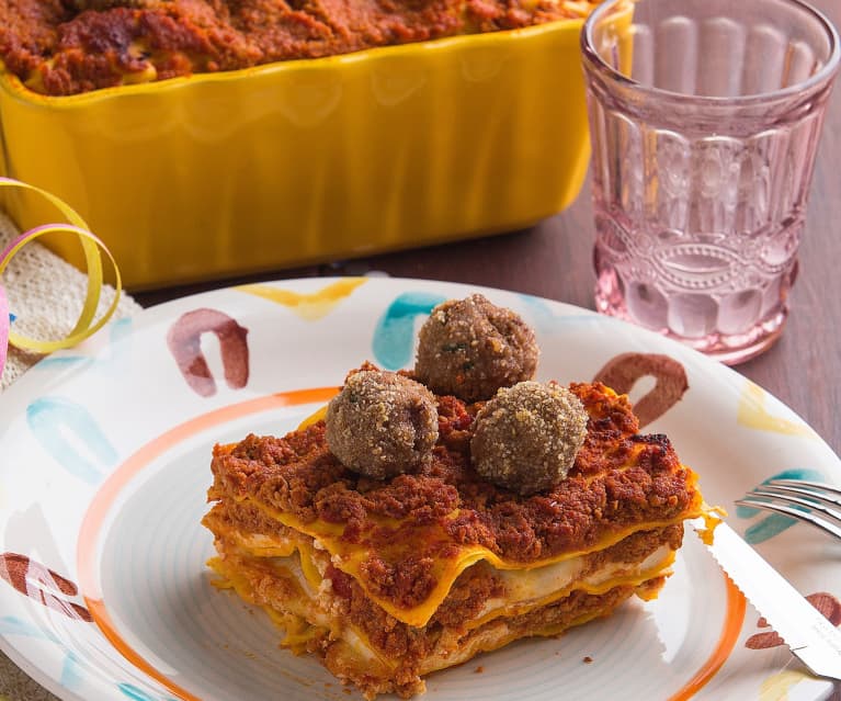 Lasagne alla napoletana con polpettine