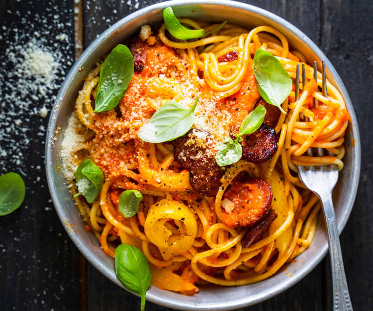 Spaghetti à la crème de poivron et au chorizo