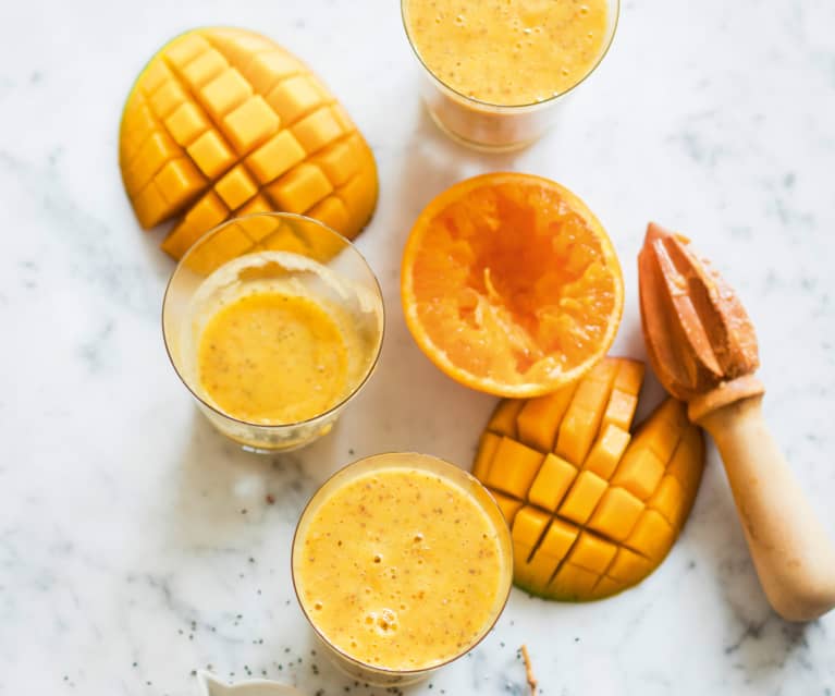 Smoothie à la mangue et au lait d'avoine