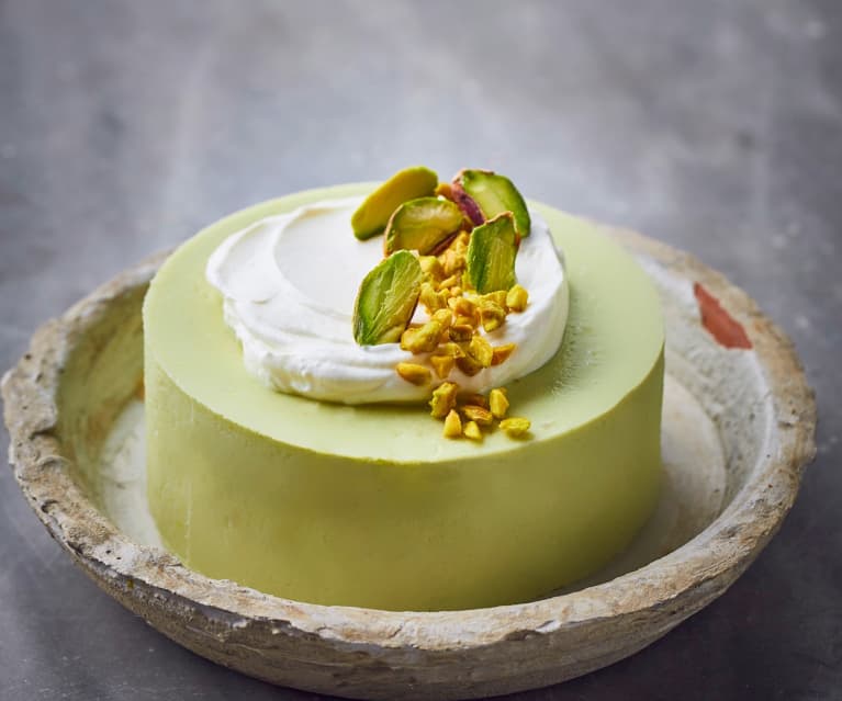 Semifreddo allo yogurt greco e pistacchi