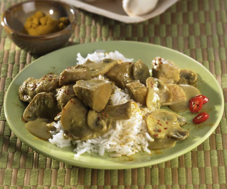Curry-Huhn mit Champignons und Basmatireis