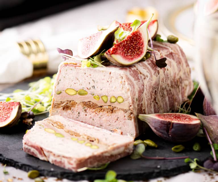 Terrine de volaille farcie au foie gras - CAHIER GOURMAND