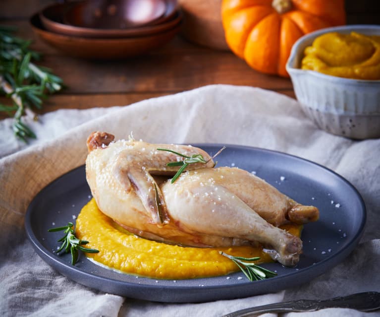 Pollito de leche y puré de camote con calabaza, al Vacío TM6