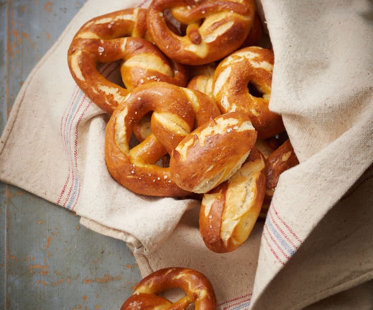 Bretzels, petits pains salés ou bagels