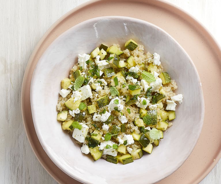 Quinoa con Feta e zucchine alla menta