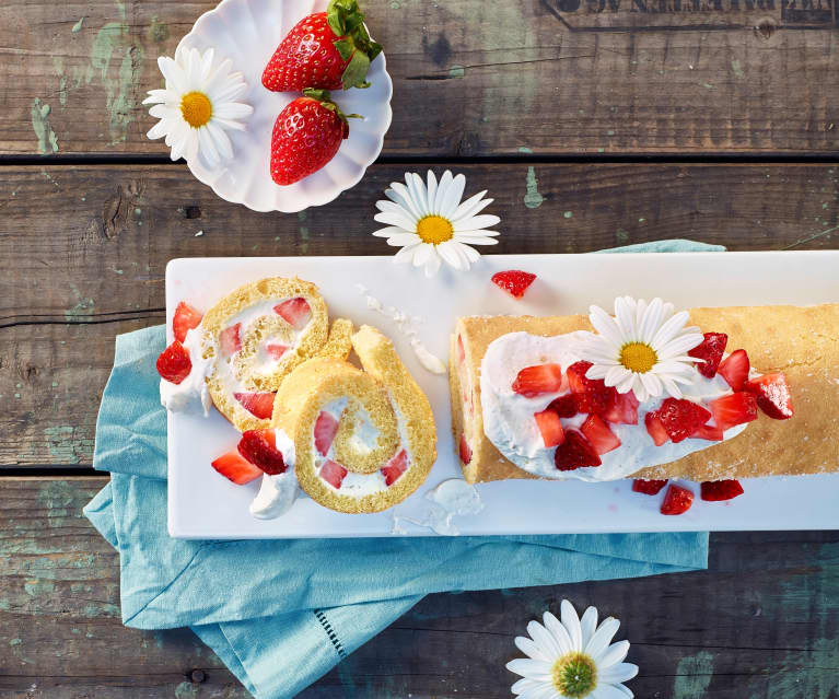 Biscuit roulé aux fraises et au séré