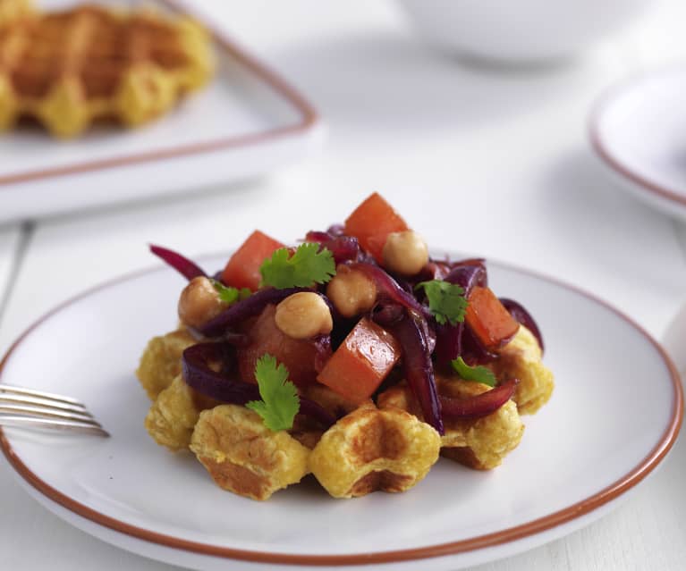 Waffles di patate dolci con salsa di pomodoro