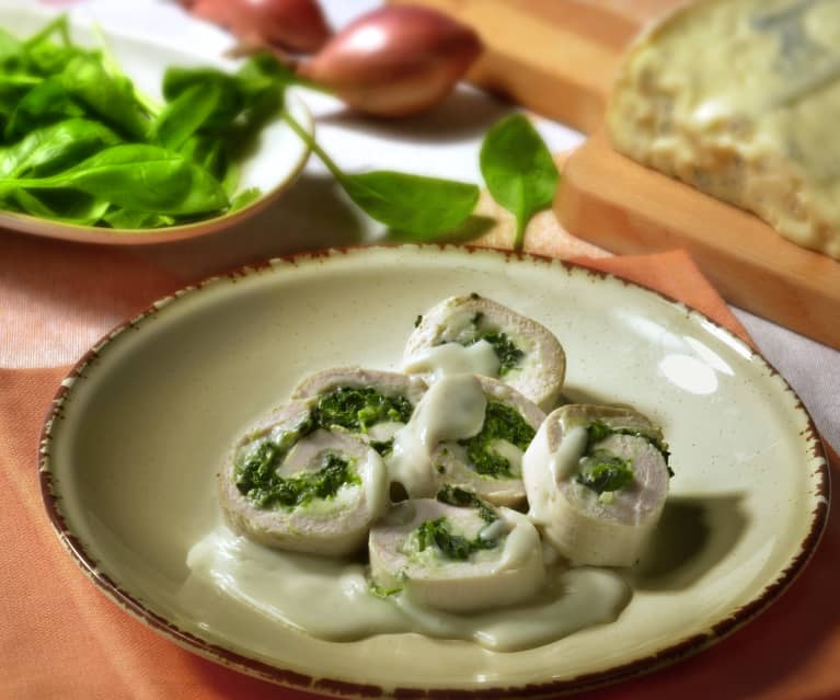 Turkey rolls with gorgonzola