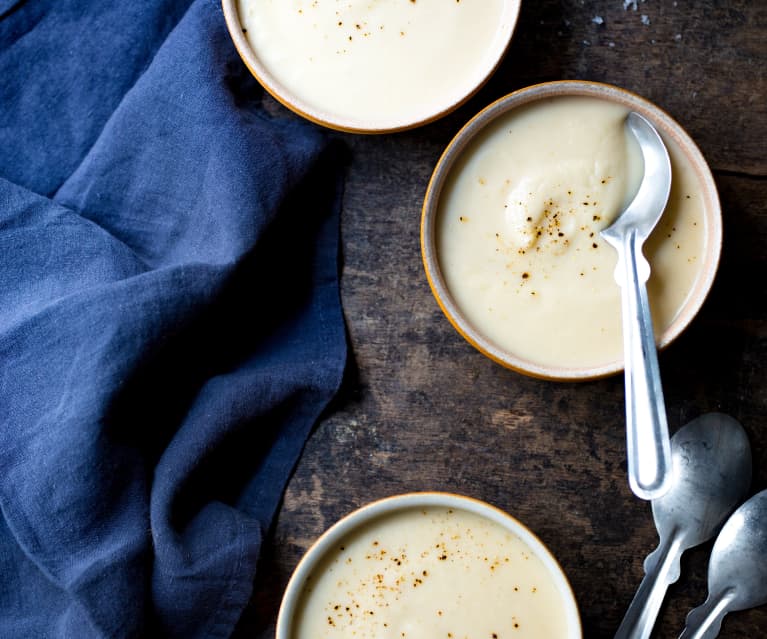 Velouté de céleri au lait de coco