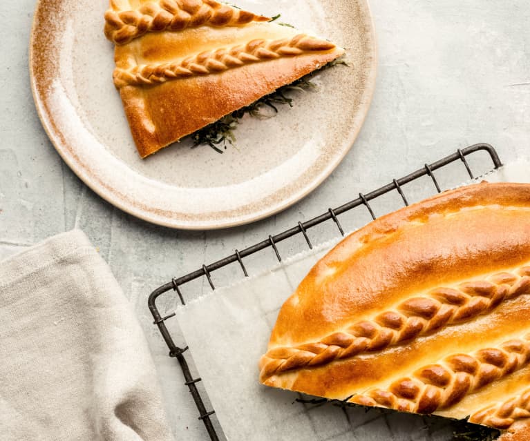 Pastel de huevo y hierbas frescas