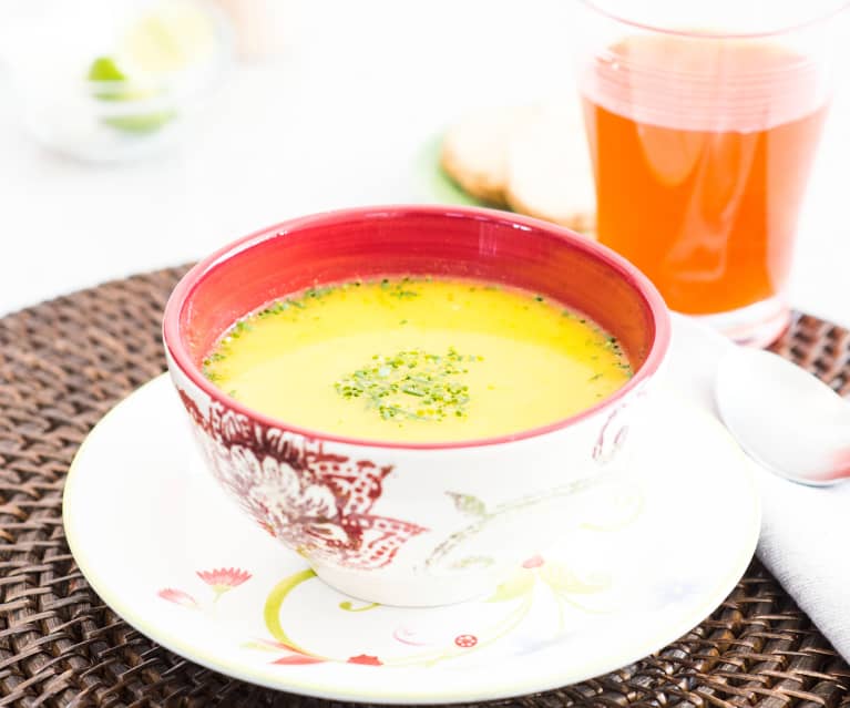 caldo de pollo con verduras