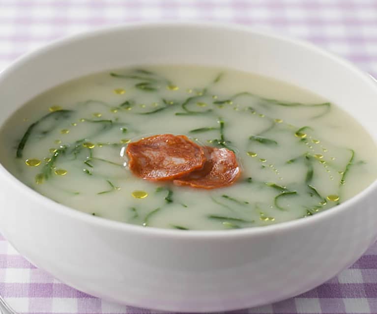 Caldo-verde com couve-flor