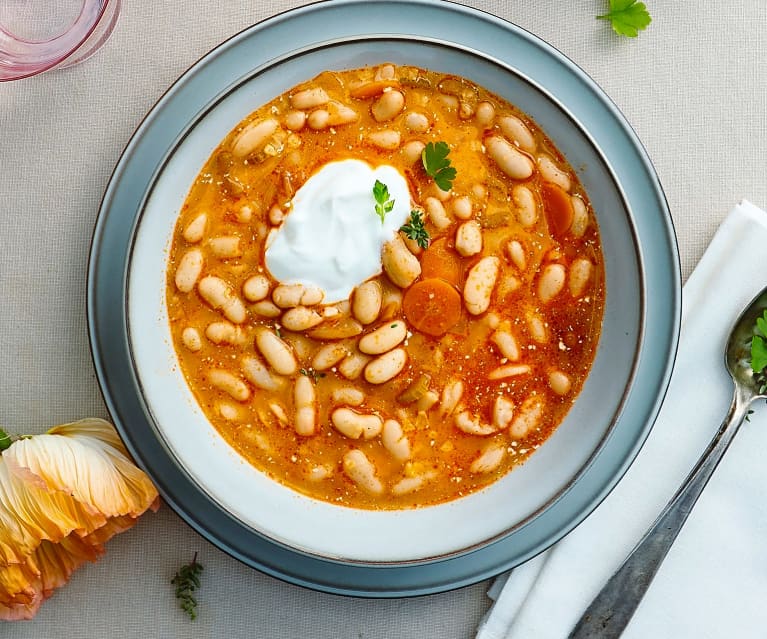 Zuppa di fagioli alla greca (Fasolada)