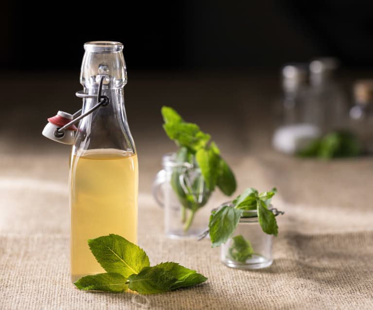 Aceto aromatizzato alla menta