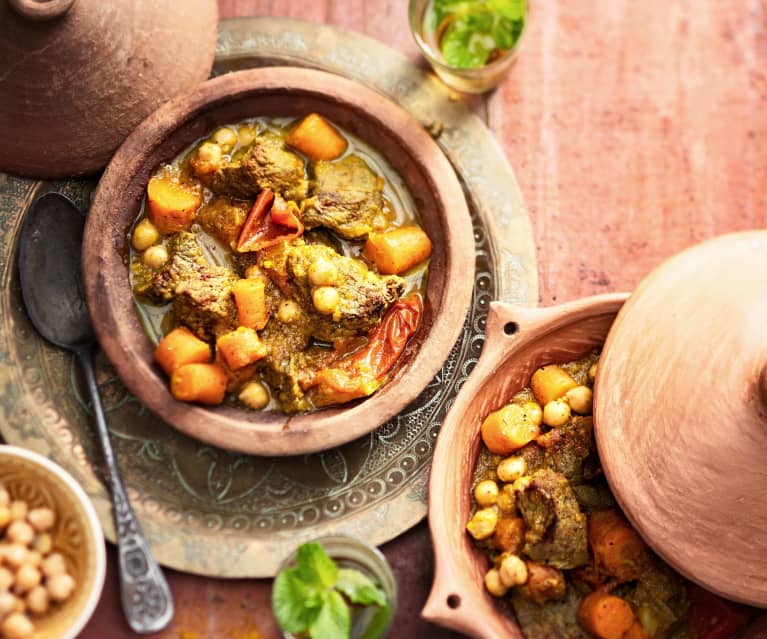 Tajine de bœuf aux carottes et tomates