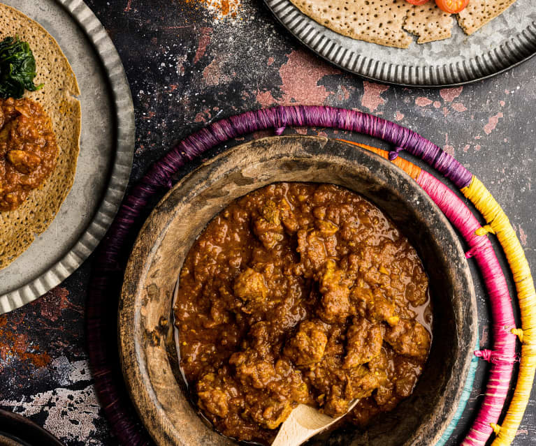 Guisado de carne à moda da Etiópia (Zighinì)