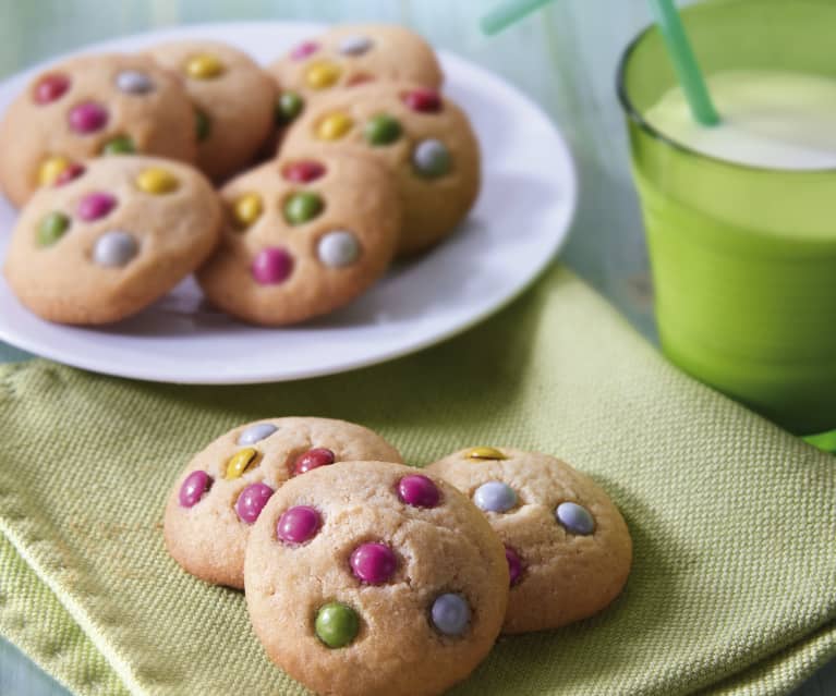 Biscotti al cioccolato colorati