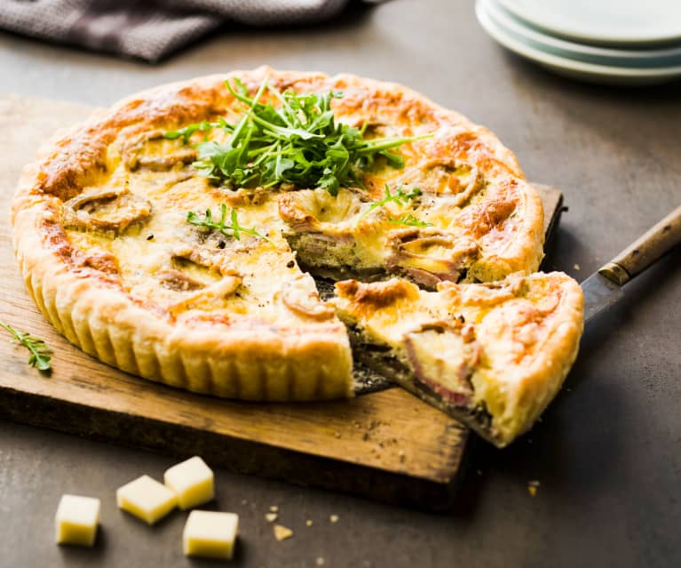 Quiche oignon, champignon et andouille