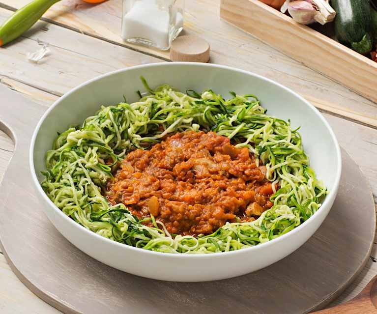 Zoodles con boloñesa rápida de lentejas