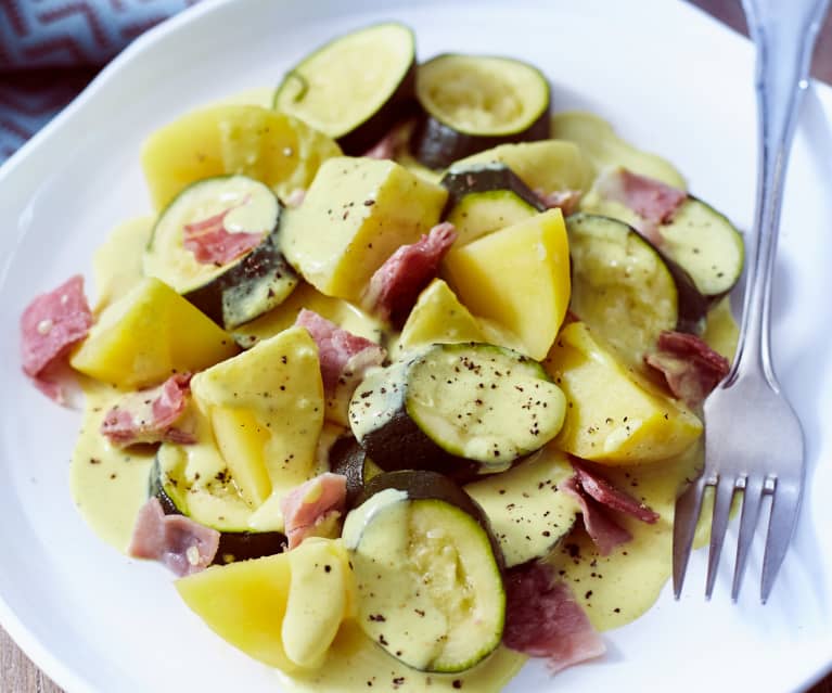 Zucchini-Schinken-Gemüse mit Frischkäsesauce