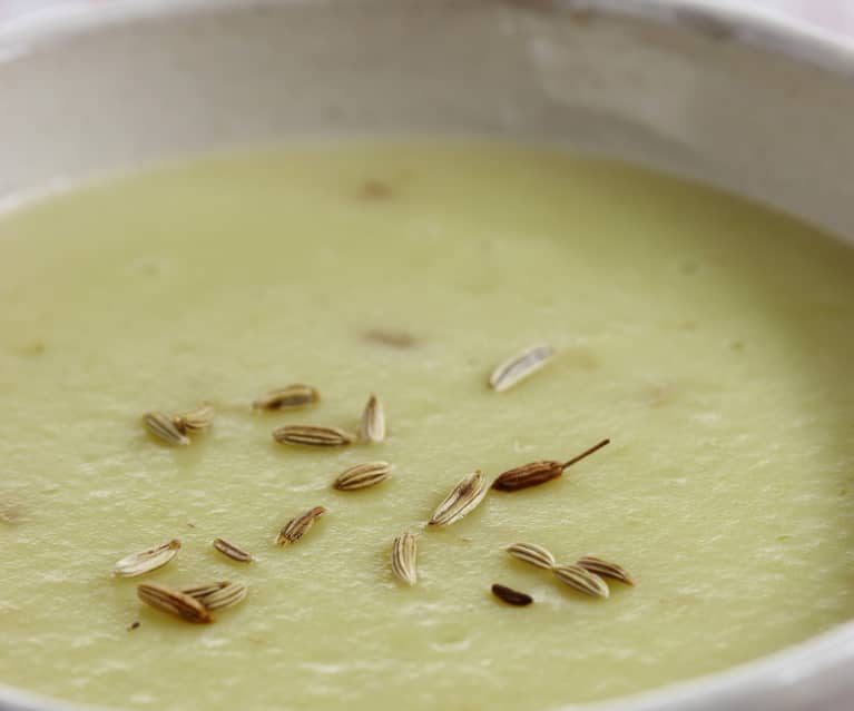 Soupe poireaux-pommes de terre au fenouil