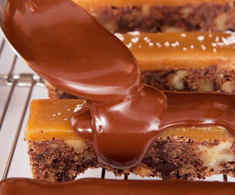 Cobertura de chocolate negro con mantequilla Cobertura de chocolate negro con mantequilla
