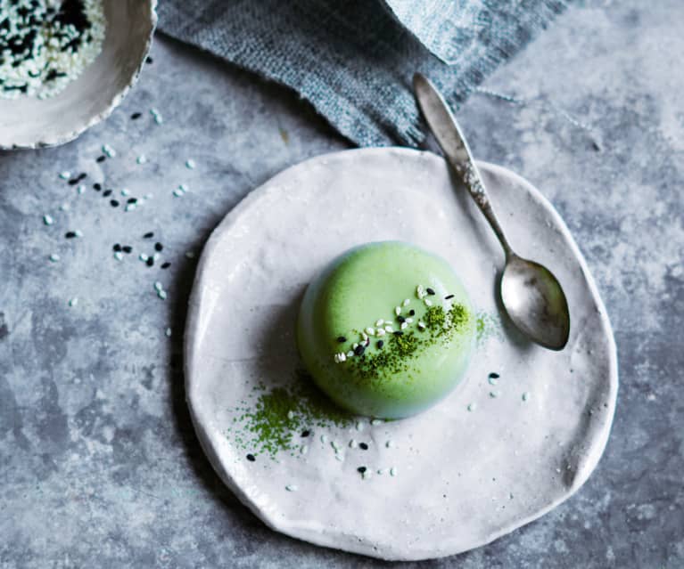 Mouthwatering Keto Matcha Green Tea Panna Cotta with Coconut Milk Recipe