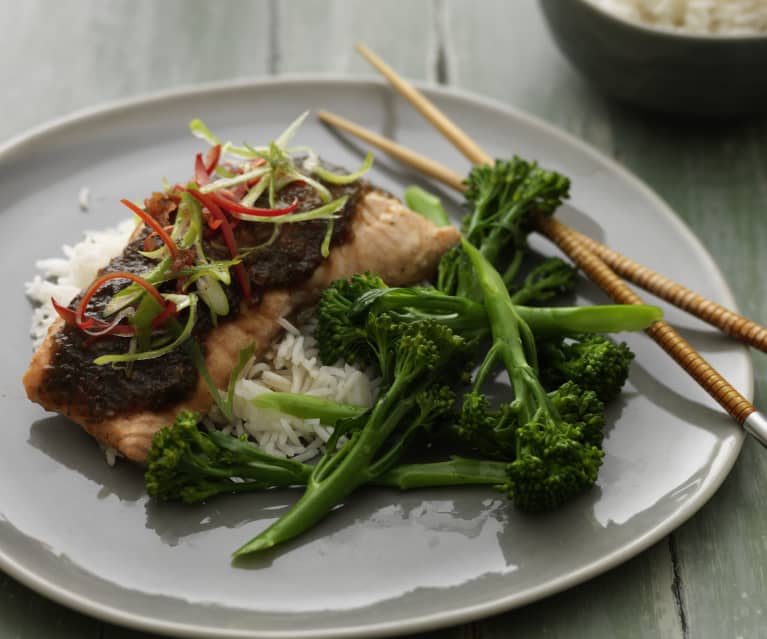 Salmon with Sticky Tomato Glaze